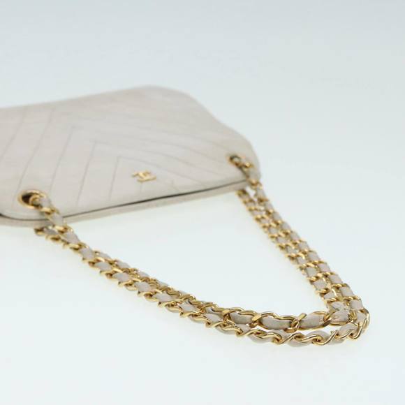 CHANEL V Stitch Chain Hand Bag Leather White CC Auth yk14103 - Picture 6 of 16